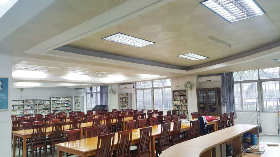 莲花中学3.jpg